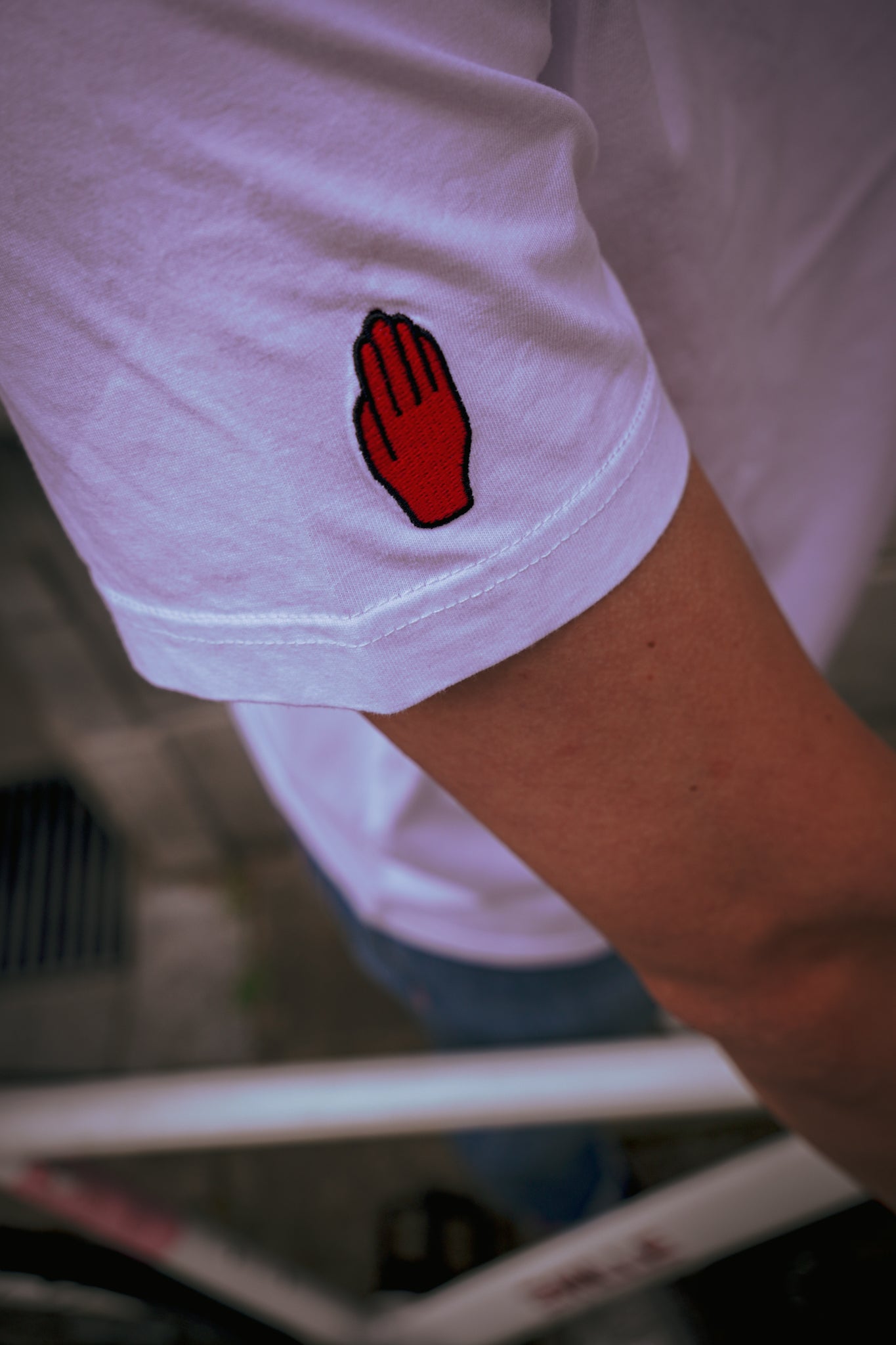 AREA-CODE - T-SHIRT